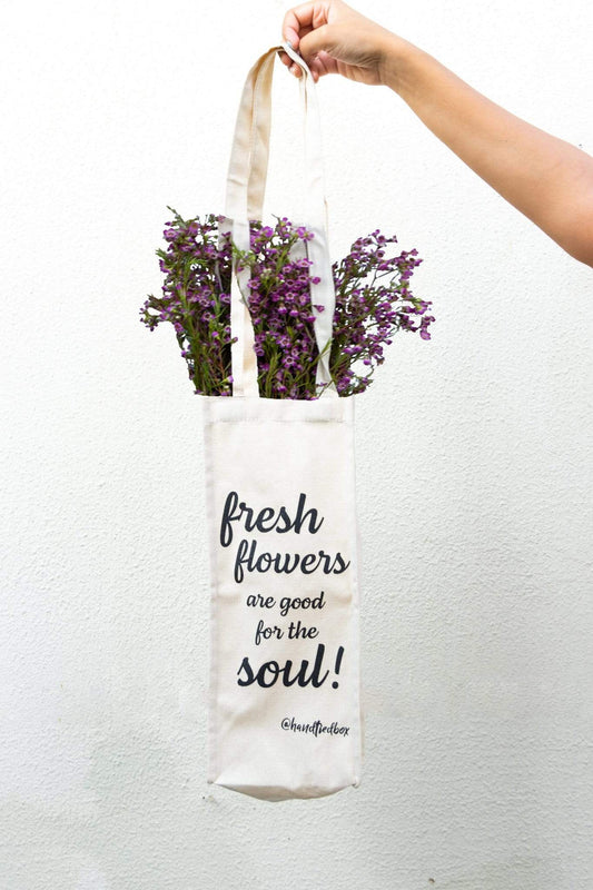 Weekly totes Flowers